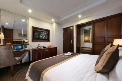 豪华双人间 — Rex Hanoi Hotel