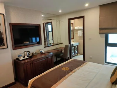 尊贵豪华双人间 — Rex Hanoi Hotel